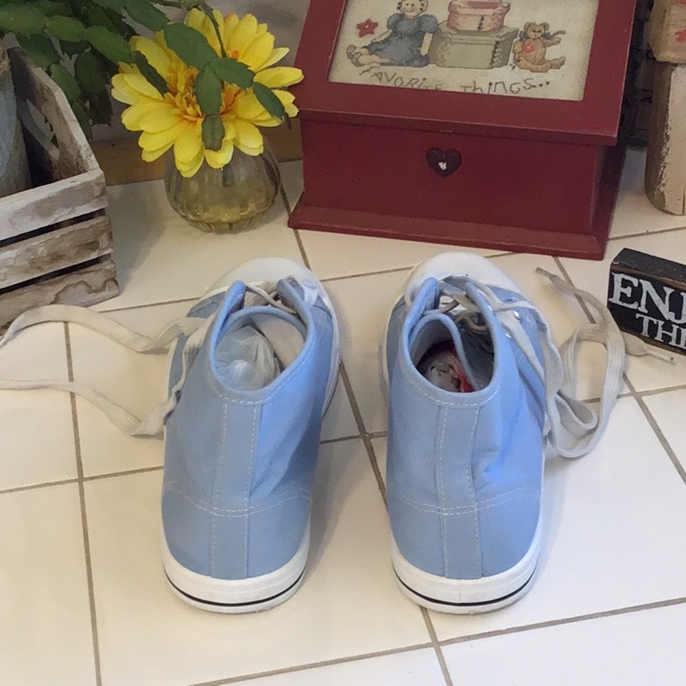 ‘Josiny’ Baby Blue Lace-Up Hi-Top Sneakers - Picture 4 of 7